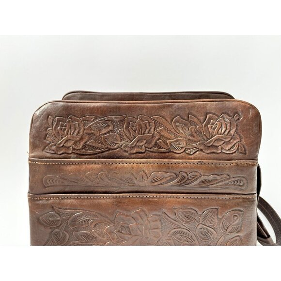 Mexican Made Hand Tooled 1970's Brown Leather Purse - Picture 5 of 10